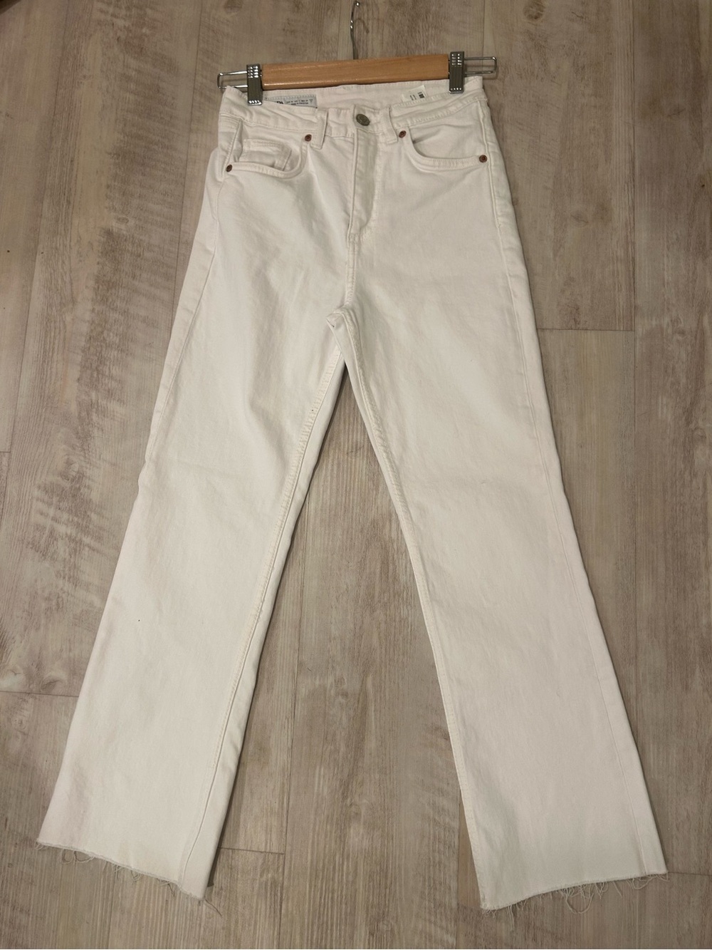 Zara White Straight-Leg Jeans